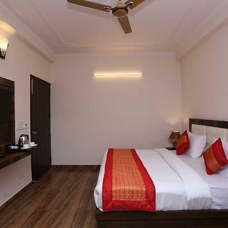Hotel Sanca International Nuova Delhi Esterno foto